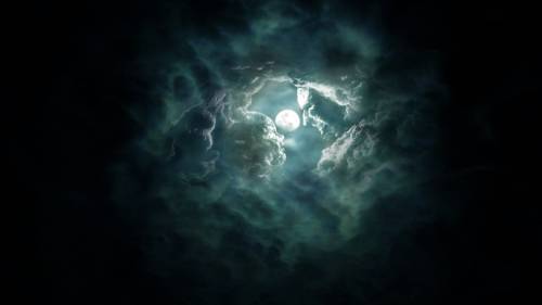 Луна и лица из облаков